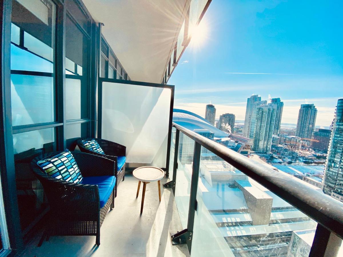 Front Street Suites Toronto Exterior foto